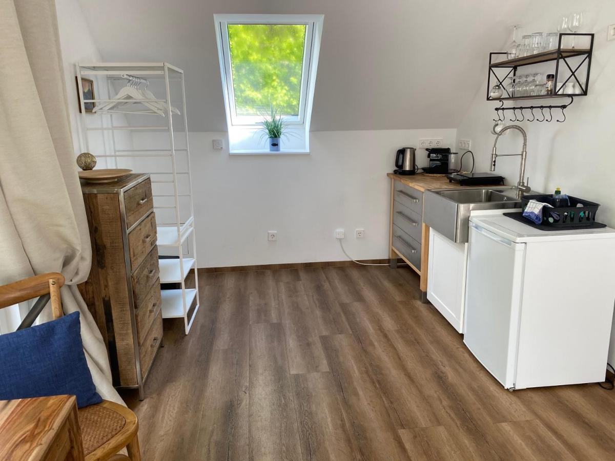 Tiny House Oder Ferienwohnung Auf Der Sunset Marina Берлин Екстериор снимка