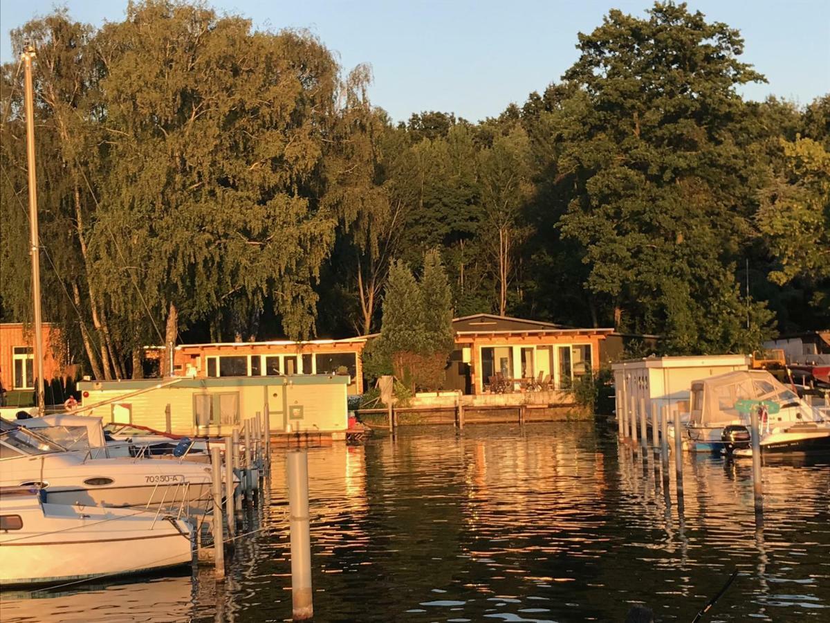 Tiny House Oder Ferienwohnung Auf Der Sunset Marina Берлин Екстериор снимка