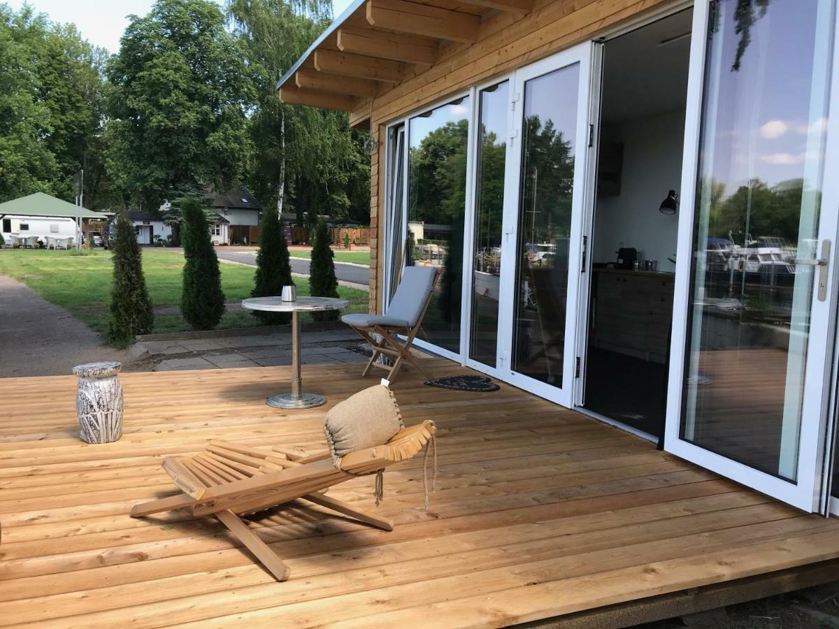 Tiny House Oder Ferienwohnung Auf Der Sunset Marina Берлин Екстериор снимка