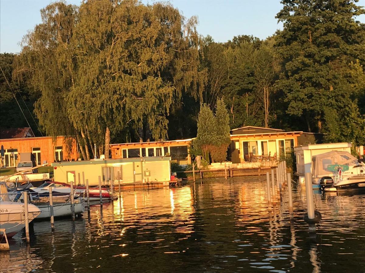 Tiny House Oder Ferienwohnung Auf Der Sunset Marina Берлин Екстериор снимка